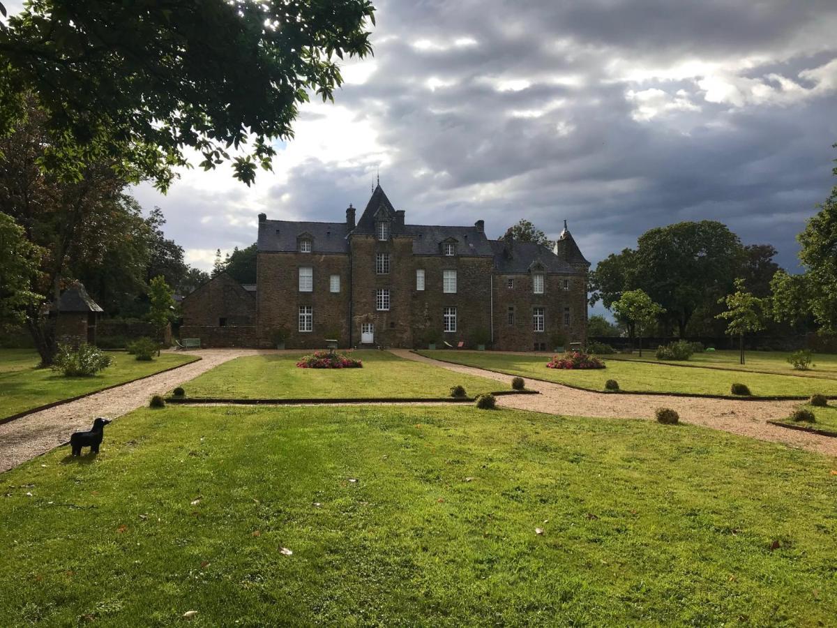 Saint-Dolay Chateau De Cadouzan المظهر الخارجي الصورة